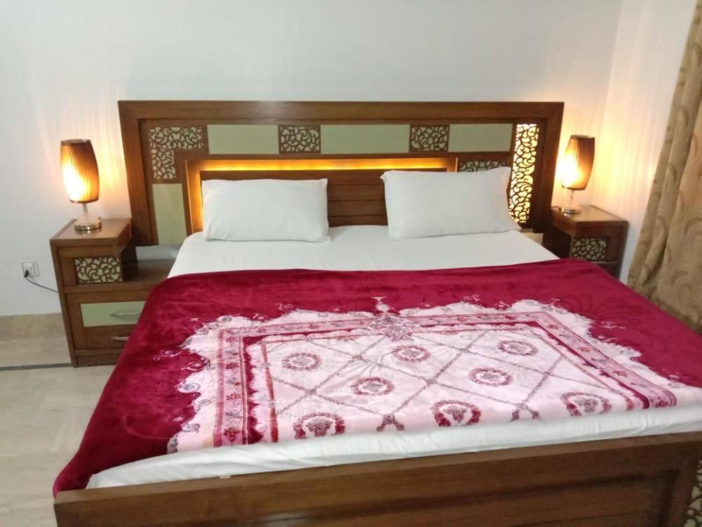 The Royal Palace Guest House Hyderabad Exterior photo